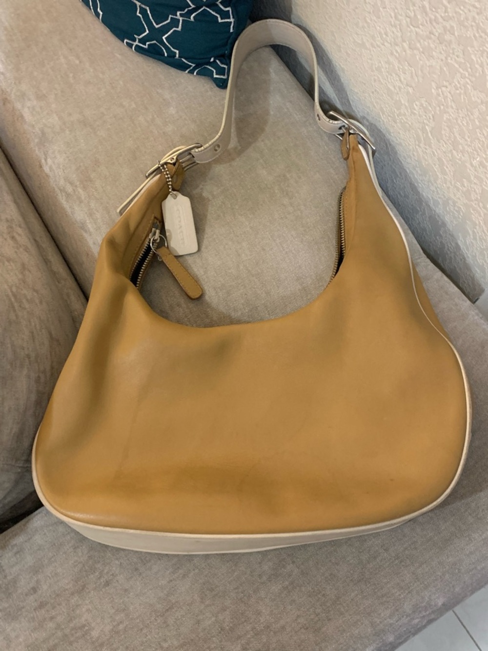 Vintage Coach Purse - Picture 3 of 12